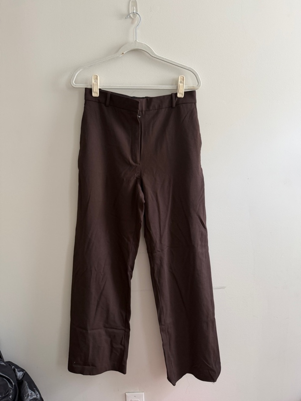 Aritzia Babaton Classic Wide-Leg Pants in Dark Brown